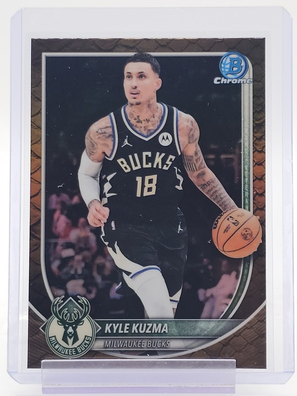 KYLE KUZMA 2025-26 BOWMAN CHROME REPTILIAN #BCV-82 BUCKS Q2045