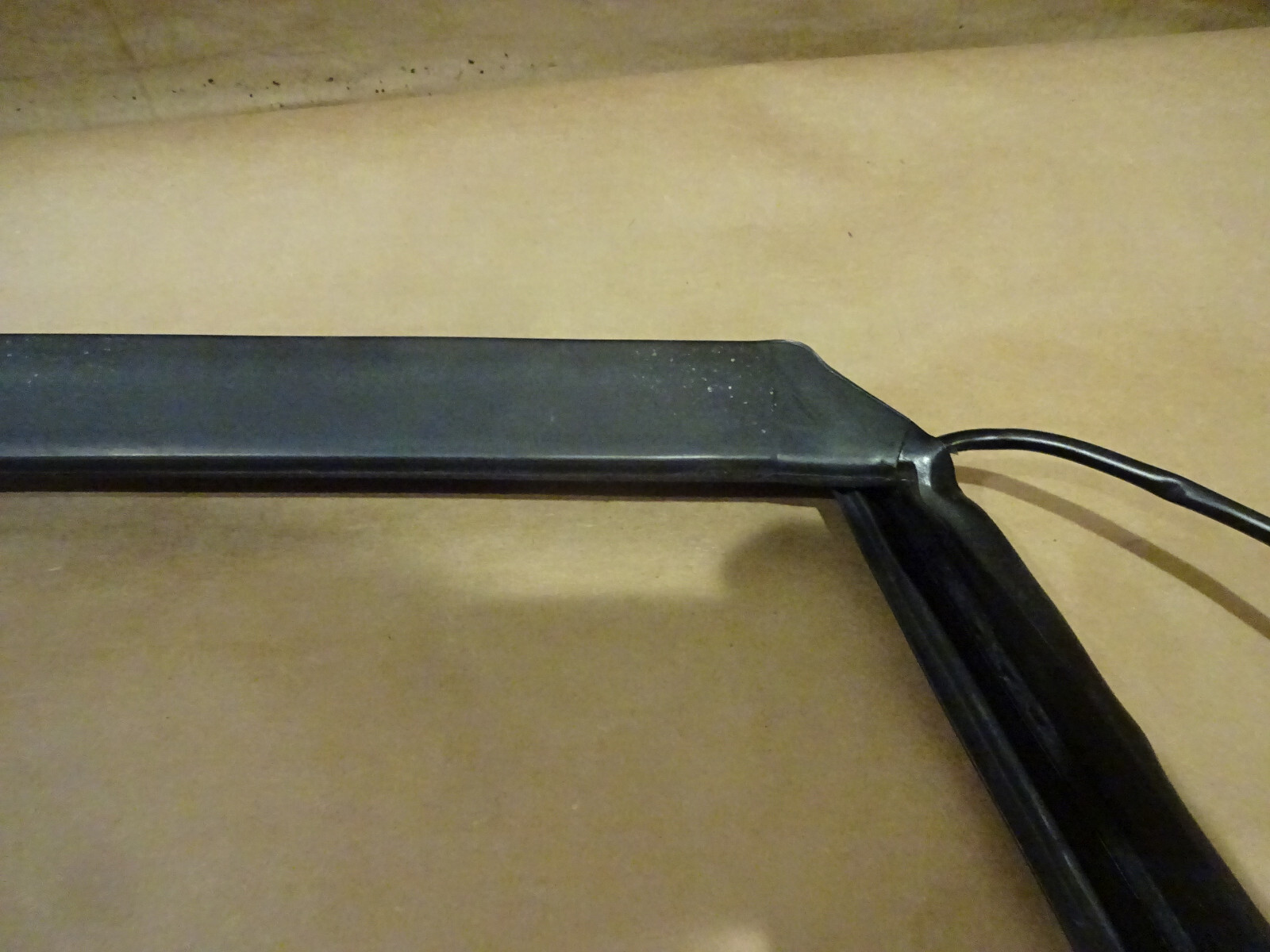 Maserati Quattroporte LH Front Door Glass Guide Gasket- P/N 69288100