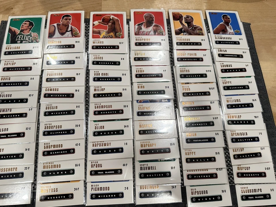 Lote de cartas de baloncesto retro de cubierta superior 1999-00 (72), estrellas, HOFers bonito lote/lista Foto 2 de 4