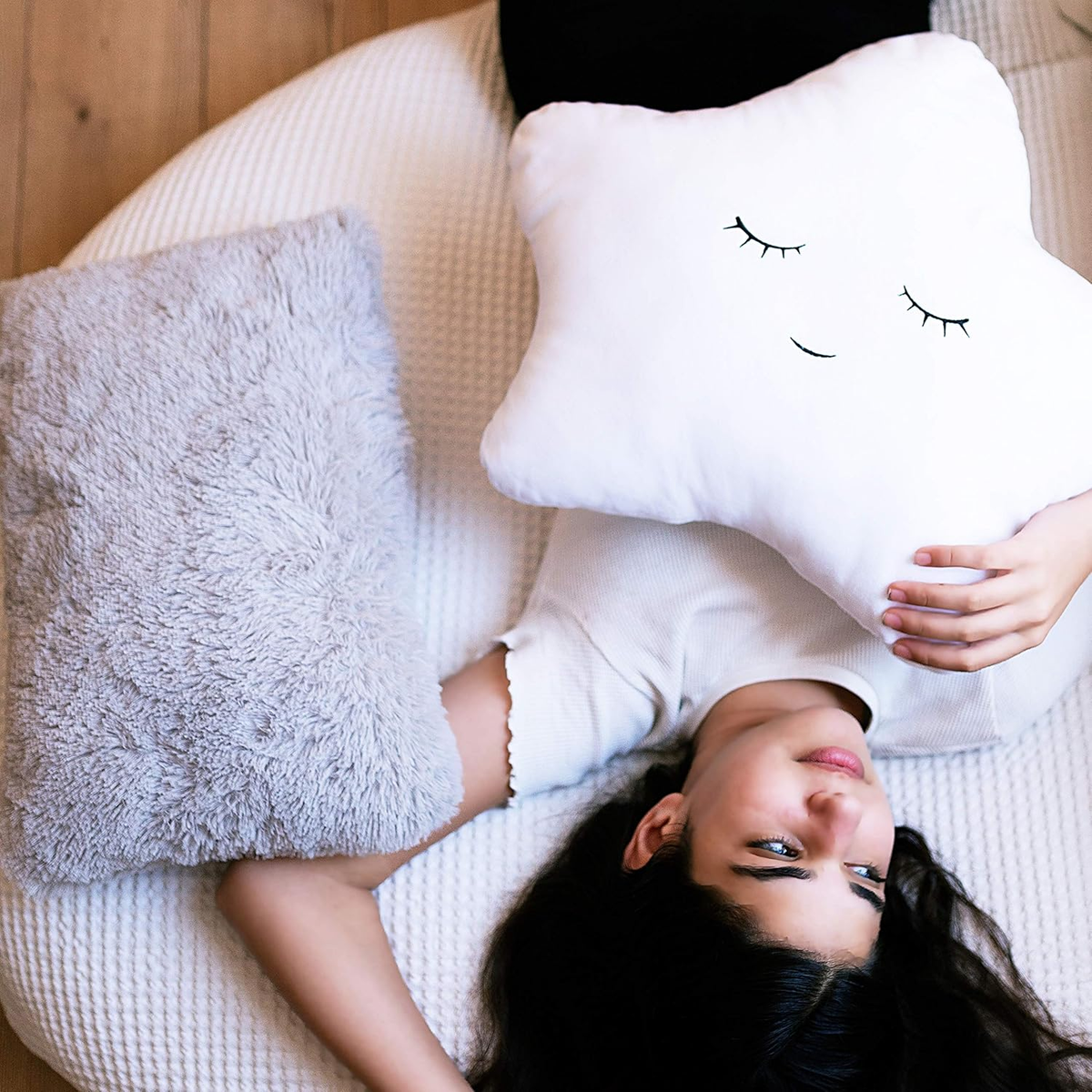 Perfectto Design Set Of 2 Kids Decorative Pillows - White Princess & Pink Faux Fur Throw Pillows (17x13 In) - View #12