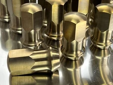 20pcs set Gold Titanium Closed End Lug Wheel Nut 14x1.5 48mm long 19mm 60deg