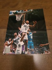 Nice 1994 Milwaukee Bucks Glenn Robinson 13 8x10 Photo