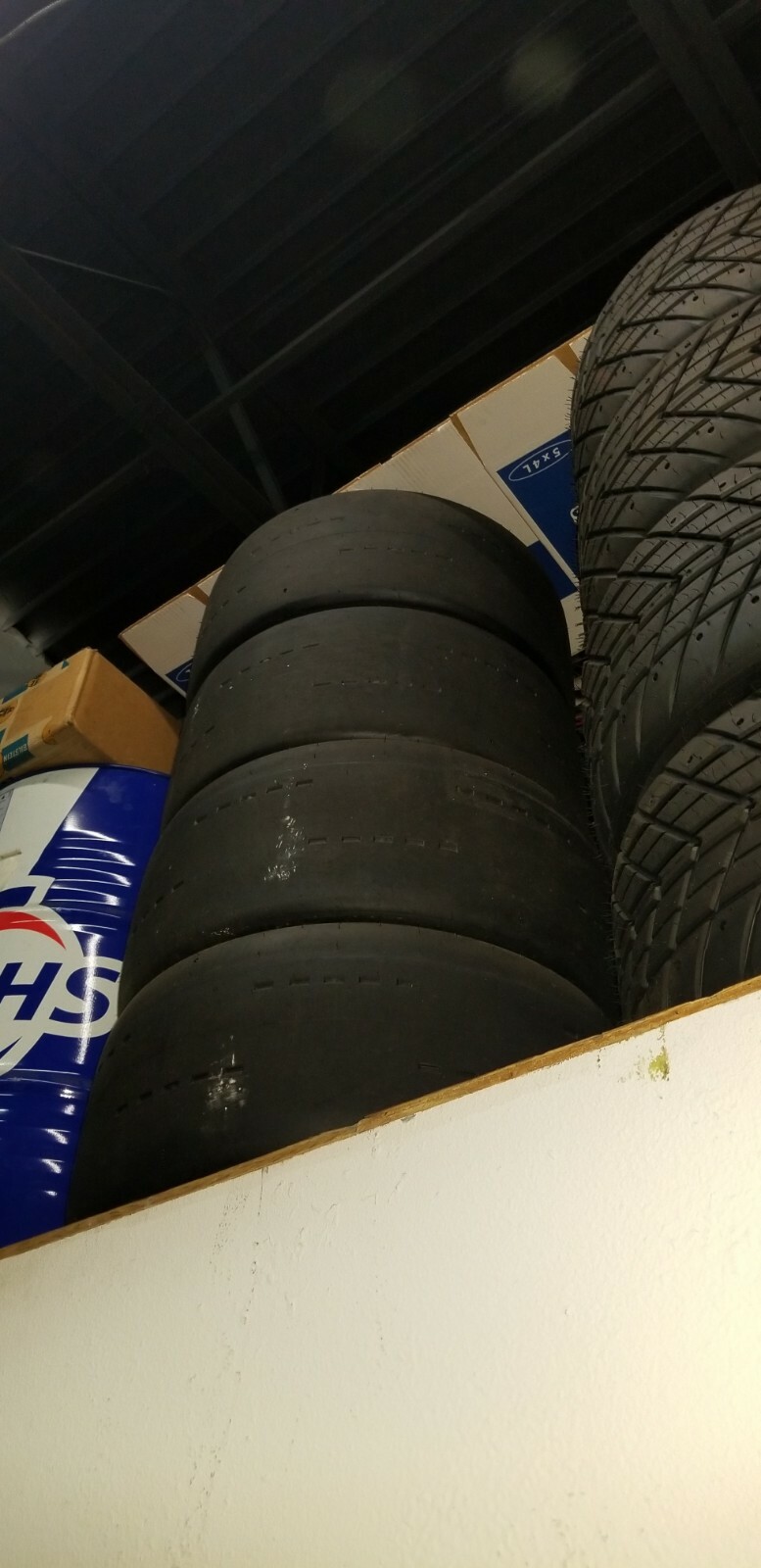 CLASSIC MB WHEELS & HOOSIER RACING TIRES R16X8" & R16X9" A7/R7