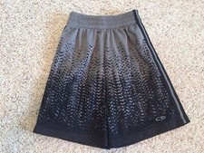 Boys Size 6/7 Champion Mesh Shorts