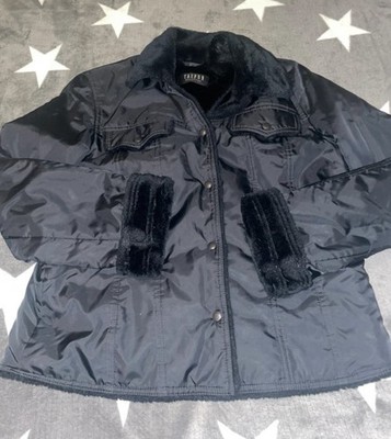 Warme Steppjacke Mit Weichen Innenfutter  Von Der Marke Taifun