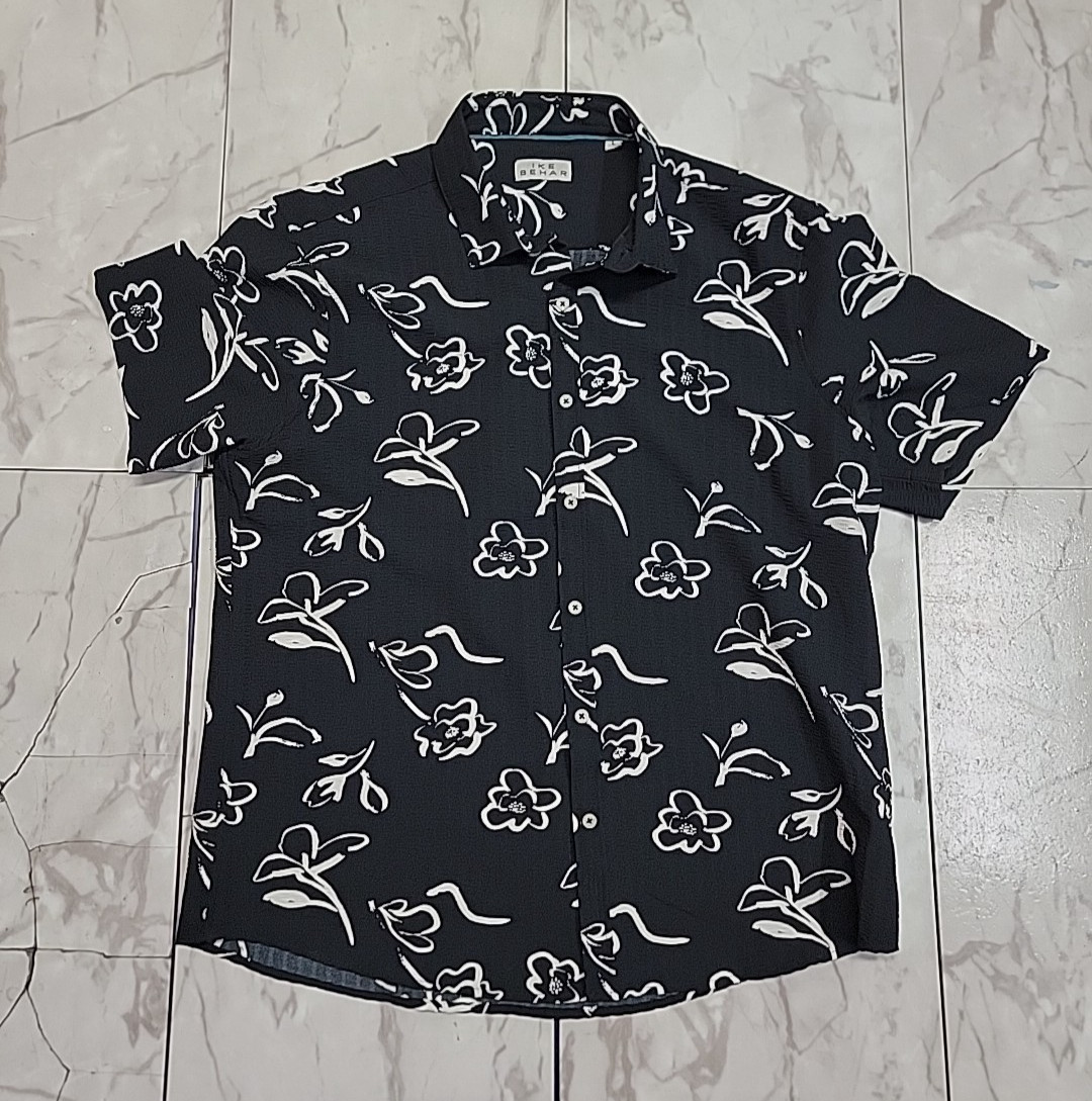 Ike Behar Button-Front Geometric Pattern Short Sl… - image 1