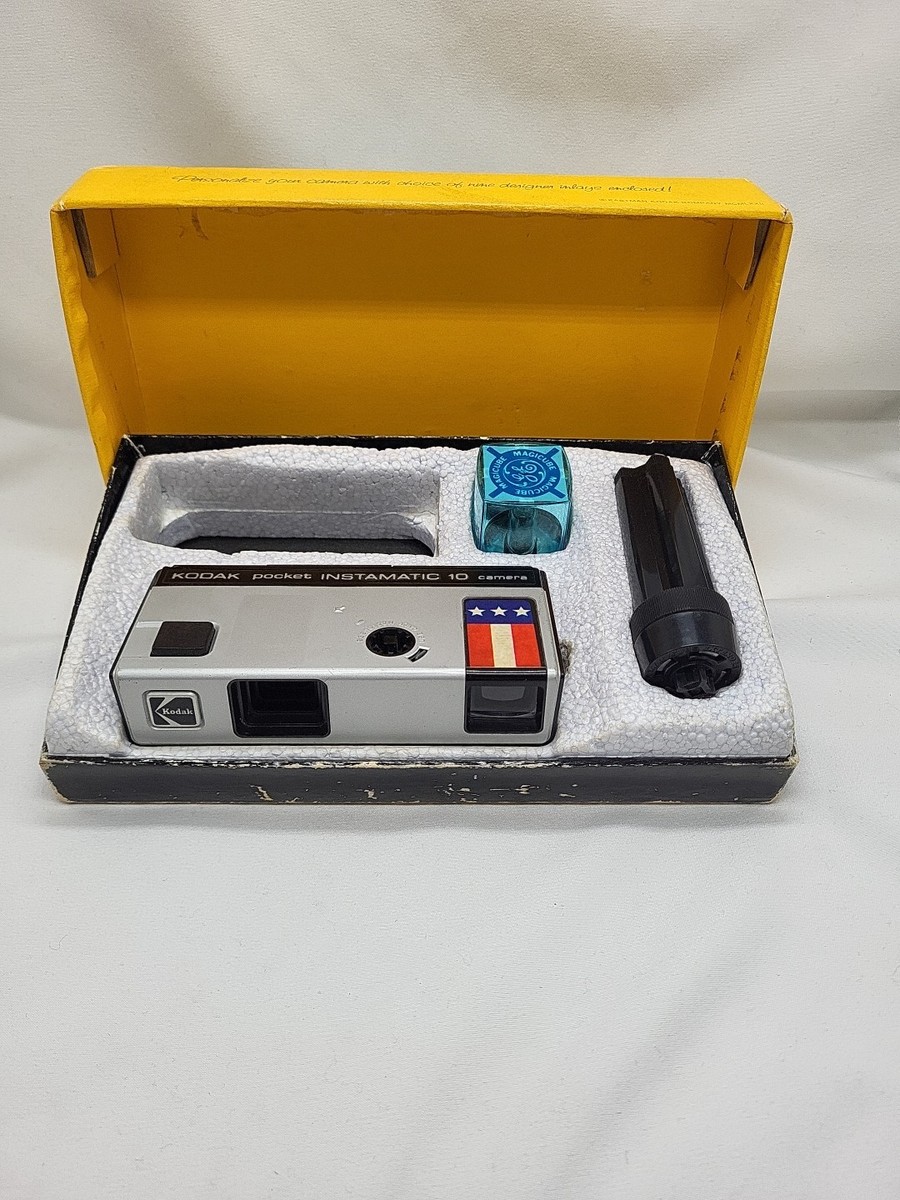 Vintage 1970 Kodak Pocket Instamatic 10 110 Camera Outfit W/Flash Extender  Box