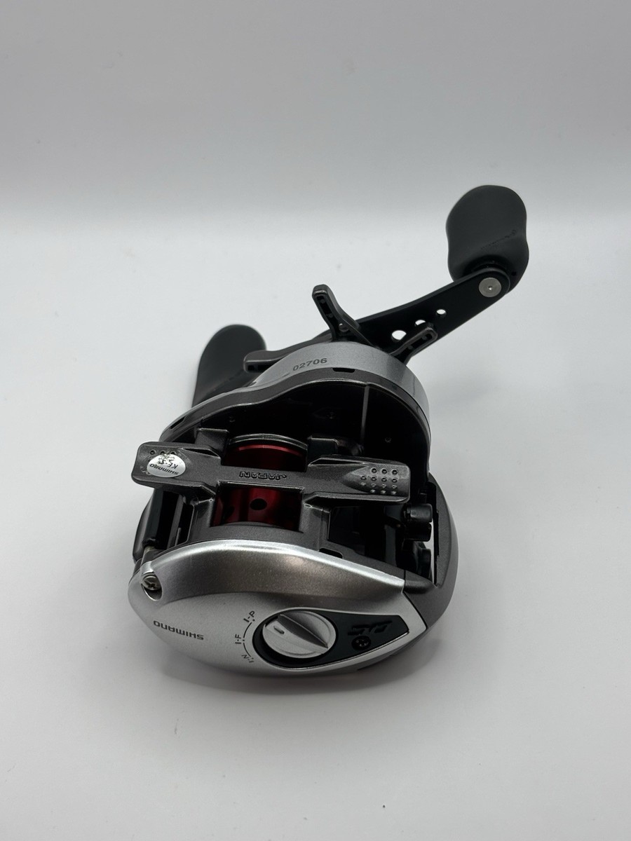 Shimano 11 Scorpion DC7 Right Hand Baitcasting Reel With Reel Case