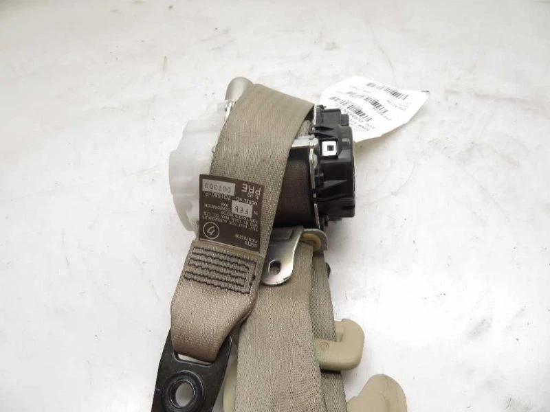 2006 LEXUS GS300 PASSENGER SIDE FRONT SEAT BELT ASSEMBLY  - Image 3 of 4