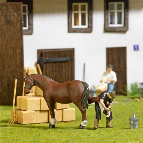 Busch H0 1:87 79857 Action Set: Feldschmiede Hufschmied Pferd Beschlagen NEU OVP-image
