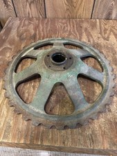 Vintage JD JOHN DEERE cast iron 14 1/2”GEAR table base, top STEAMPUNK project