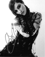 *  BANKS * signed 8x10 photo * OFF WITH HER HEAD * GODDESS * COA *