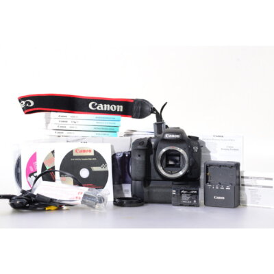 Canon EOS 7D Digitalkamera + BG-E7 - DSLR Kamera - Gehäuse - Camera