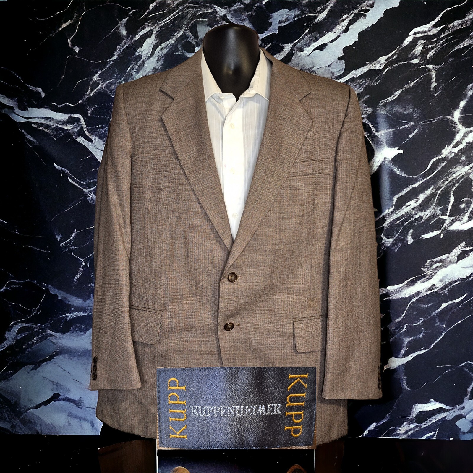 Vintage Kuppenheimer Beige Plaid Sport Coat Mens 40R Made in USA