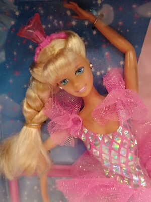 Vintage 1995 Mattel #15086 Twirling Ballerina Blonde Barbie Doll