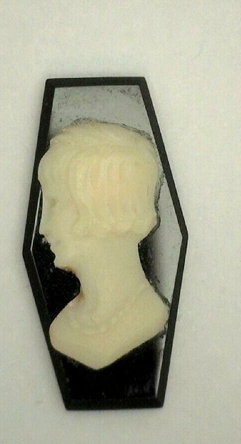 Antique Hexagon Black & White Cameo Facing Left 17.5x9mm AA70