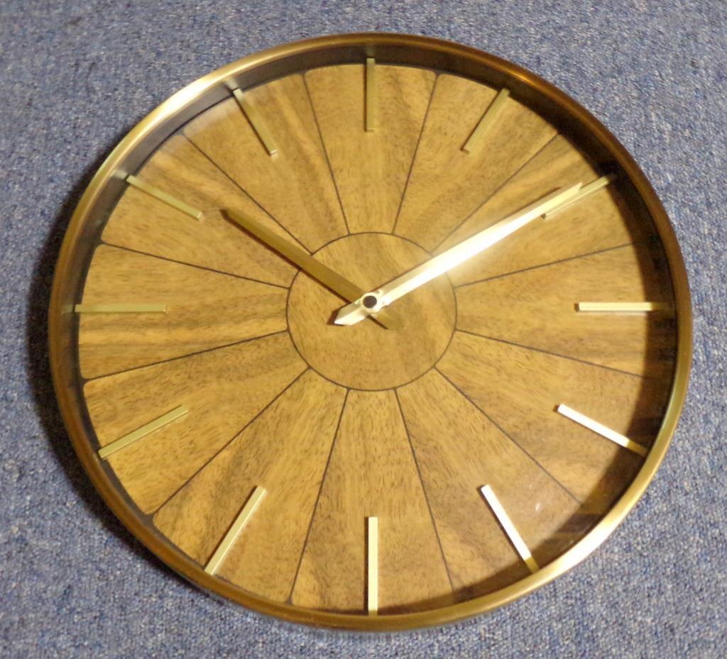 Contemporary Mid Century Modern Wood Grain Infinity Wall Clock eBay