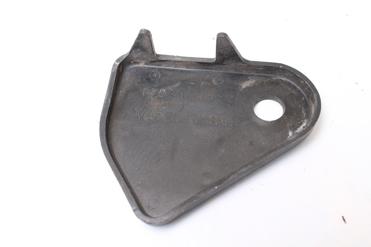 1985 - 1987 Kawasaki Ninja 600 ZX600A OEM 14024-1052 RIGHT Plastic