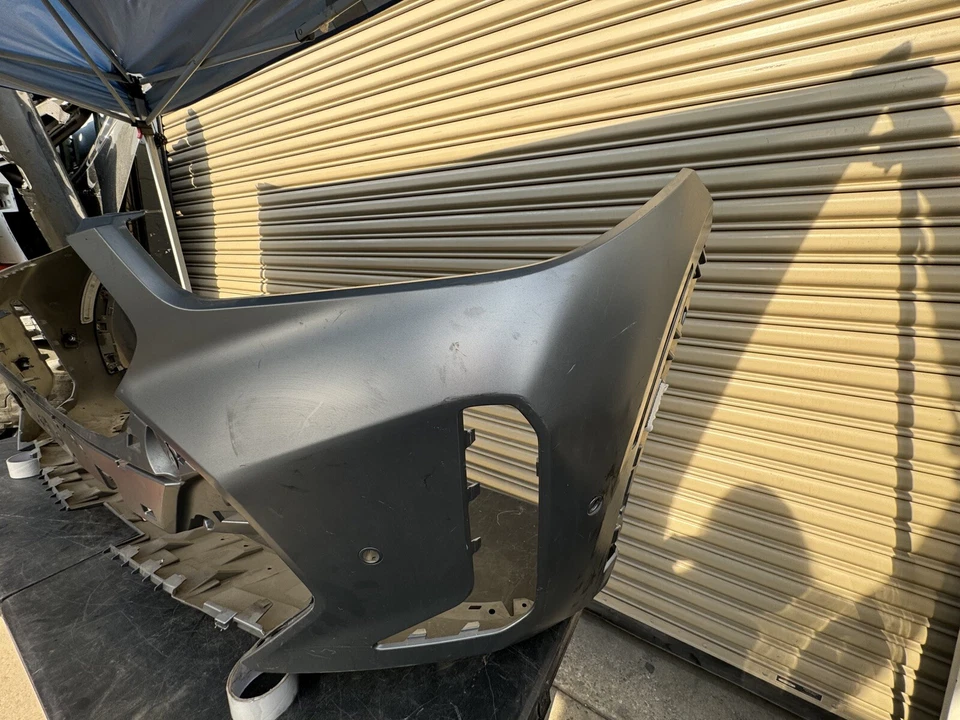 2023 BMW X6 G06 M-пакет передний бампер крышка OEM - Изображение 4 из 4