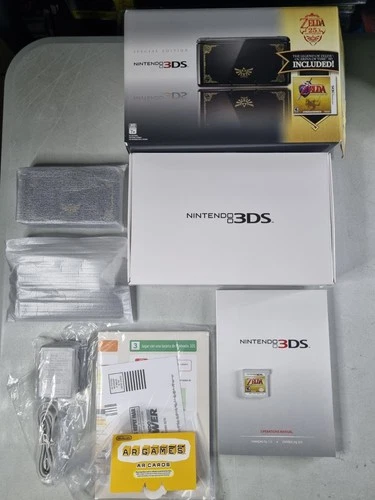 Nintendo 3DS The Legend of Zelda 25th Anniversary Edition System w/Box & Charger