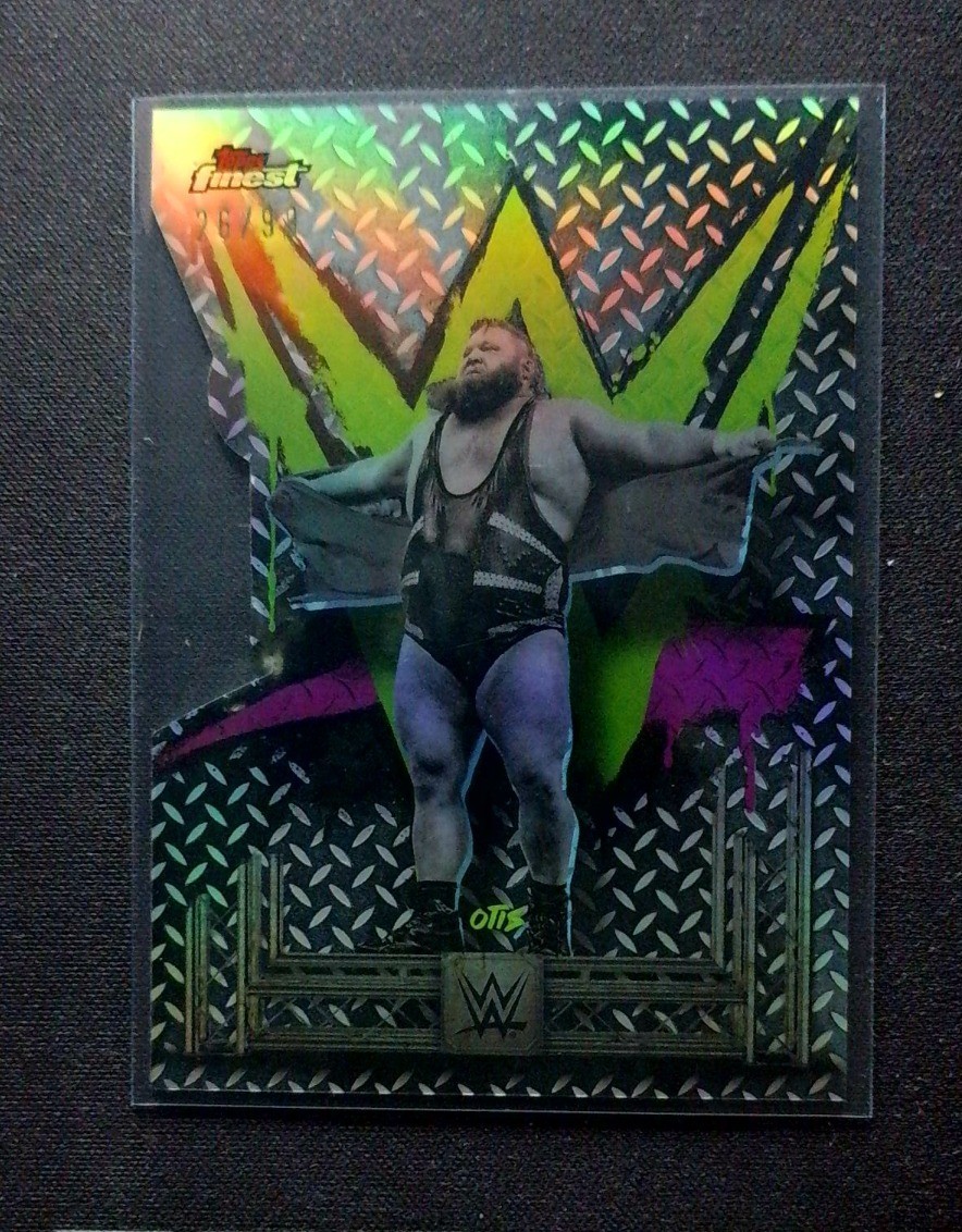 2025 Topps Finest WWE - Common Otis Die-Cut Refractor /99