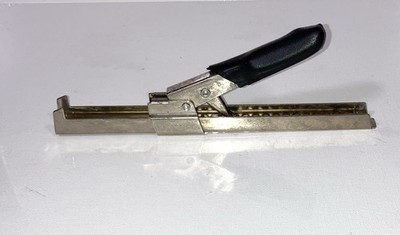Swing-A-Way Adjustable Jar Opener Metal Kitchen Tool Gadget