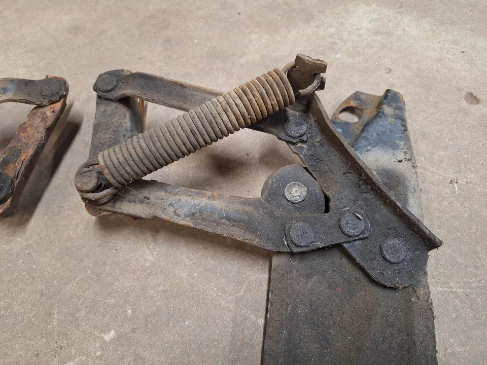 1961 - 1964 Ford Galaxie Mercury Marauder Monterey LH RH Hood Lift Hinges - Image 3 of 4