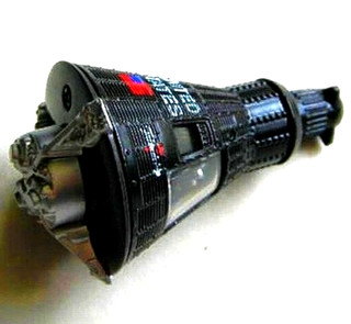 Mercury Space Capsule Die Cast Friendship 7 John Glenn Earth Orbit Spacecraft.
