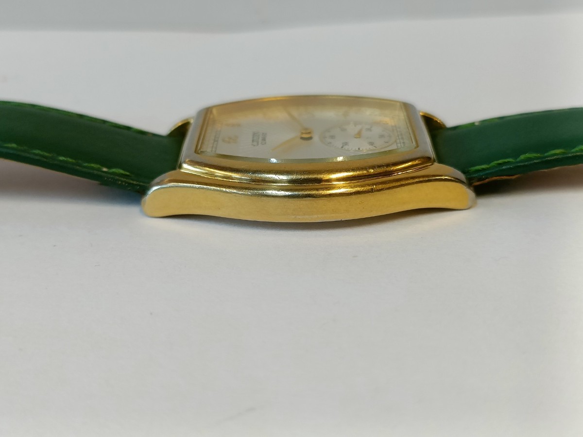 VINTAGE CITIZEN SUB-SECOND QUARTZ CREAM DIAL 6045-G13486 JAPAN