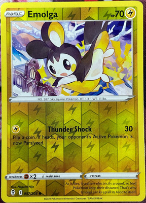Emolga Reverse Holo - 057/203 - Evolving Skies Pokemon 2021