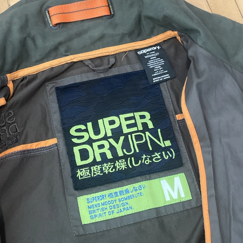 Superdry Hombre Moody Bomberlite Chaqueta Mediana Diseño Británico Spirit of Japan Foto 4 de 4