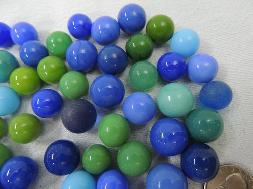 57 Vintage Opaque Blue & Green Marbles 0.50 to 0.66" - Chinese Checkers - - Picture 6 of 11