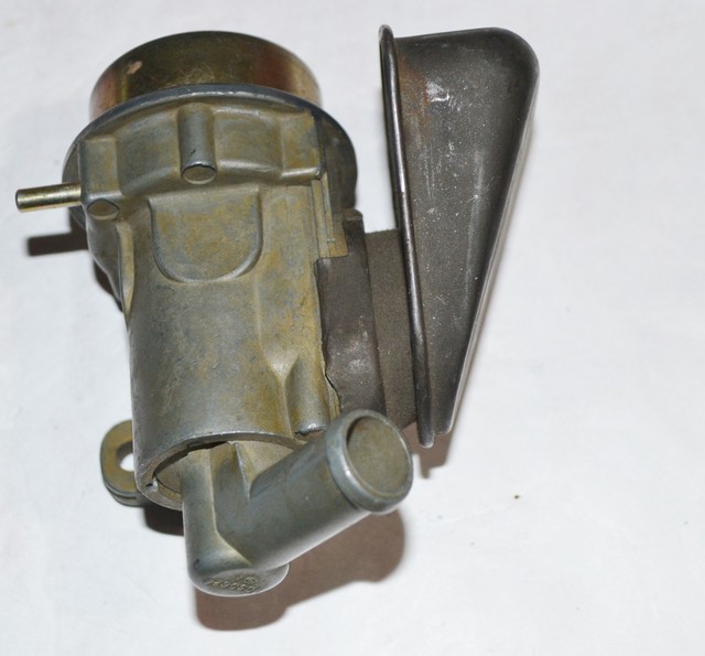 1969 CORVETTE Delco Rochester 7030624 diverter valve 2s198 STAMPED for