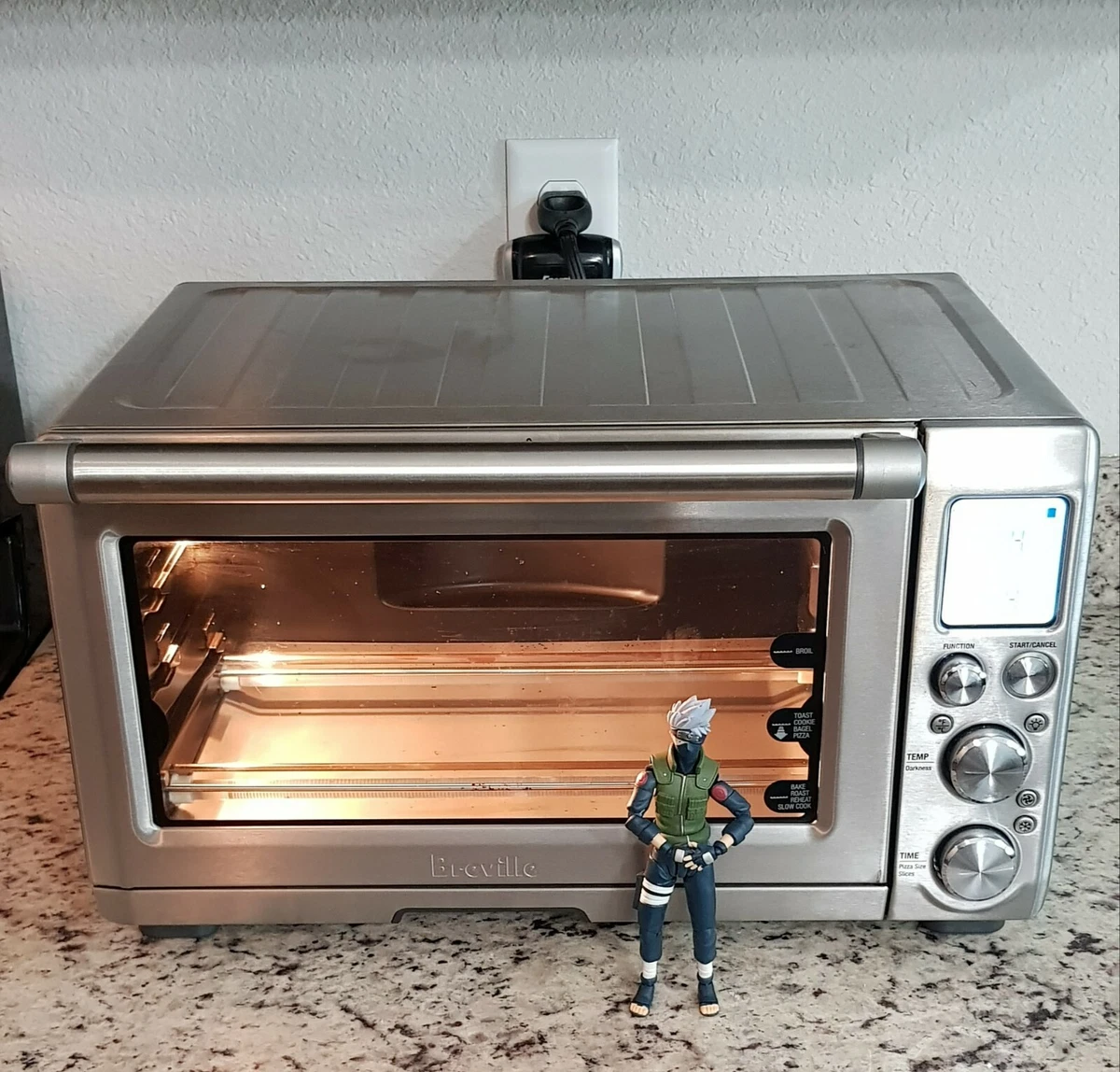 Breville Smart Convection Toaster Oven Pro with Light