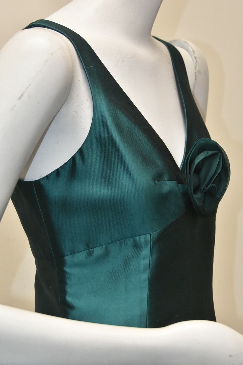 green emerald velvet dress Taffeta Twist Bodice Column Cape Gown – Terijon.com
