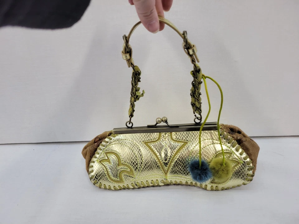 Bolso de mano vintage de cuero con lazo pequeño bolso sin asas cuero verde cuero de vaca Foto 2 de 4