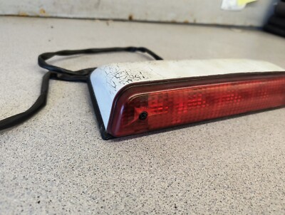 READ 1992-1996 JAGUAR XJS REAR 3RD THIRD CENTER BRAKE STOP LIGHT