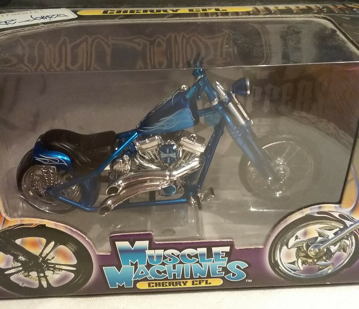 MUSCLE MACHINES CHERRY CFL マッスルマシーン 1/18 s-l1200.jpg