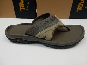 teva men's pajaro