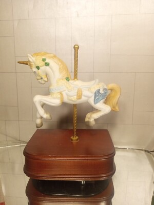 Vintage 1989 GIFTEC Carousel Unicorn Music Box, ''Carousel Waltz'', Moves Up Down