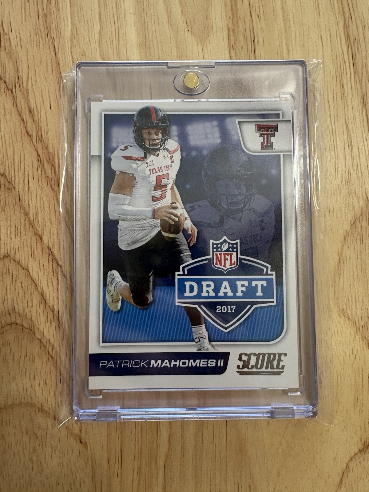 2017 Score NFL Draft Patrick Mahomes II ROOKIE CARD #2 (RC)