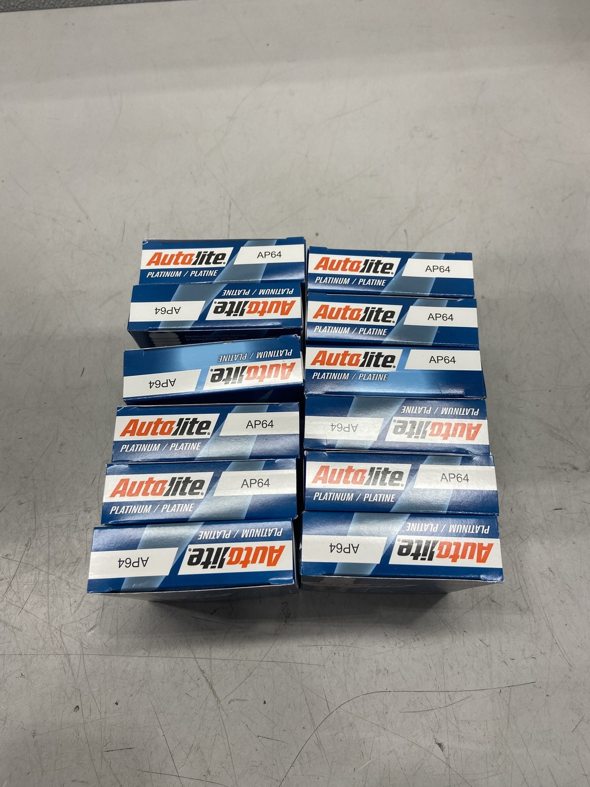 Lot of 12 Autolite Platinum Spark Plug4 Pack AP64