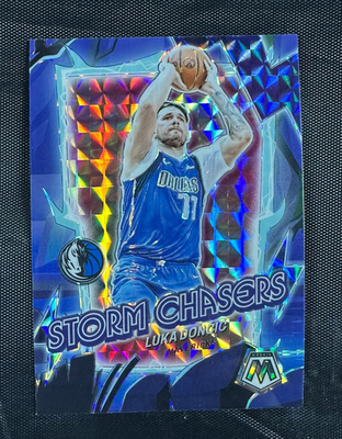 ゲームセンター・ゲームカード LUKA DONCIC 2023-24 Mosaic Luka Doncic #20 Storm Chasers Silver Prism SSP Case