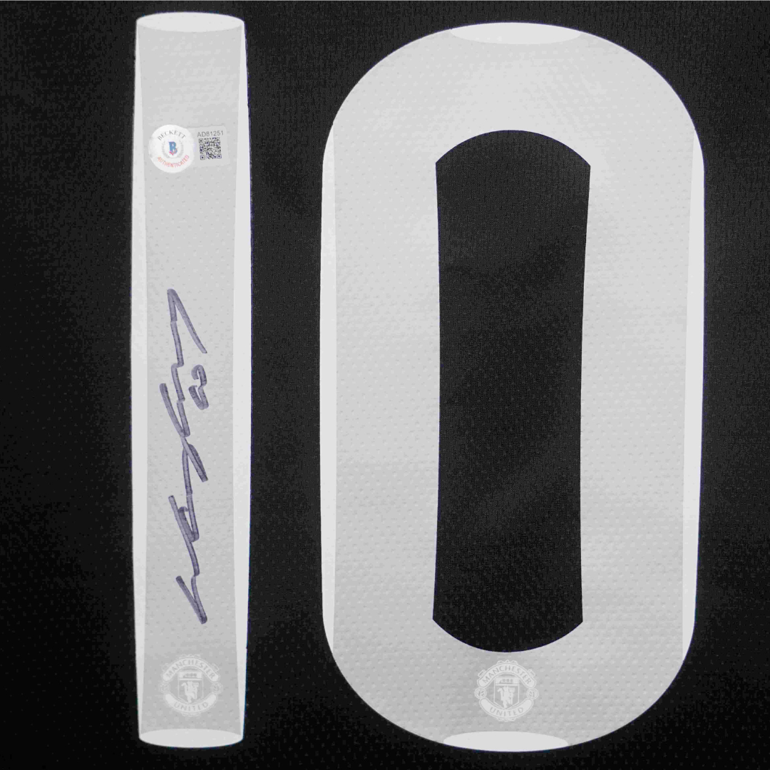 Wayne Rooney Signed Manchester United Soccer Jersey #10 with