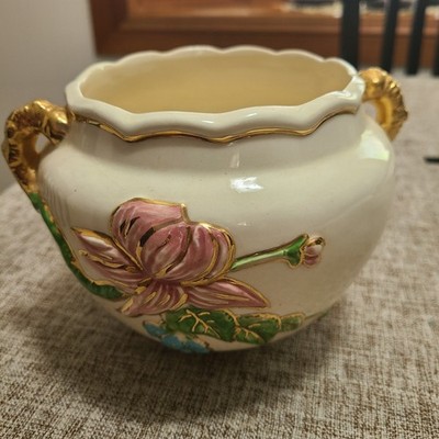 Hull Bowl W7 gold trim - floral -vintage - 5'' tall - 4-1/2'' opening