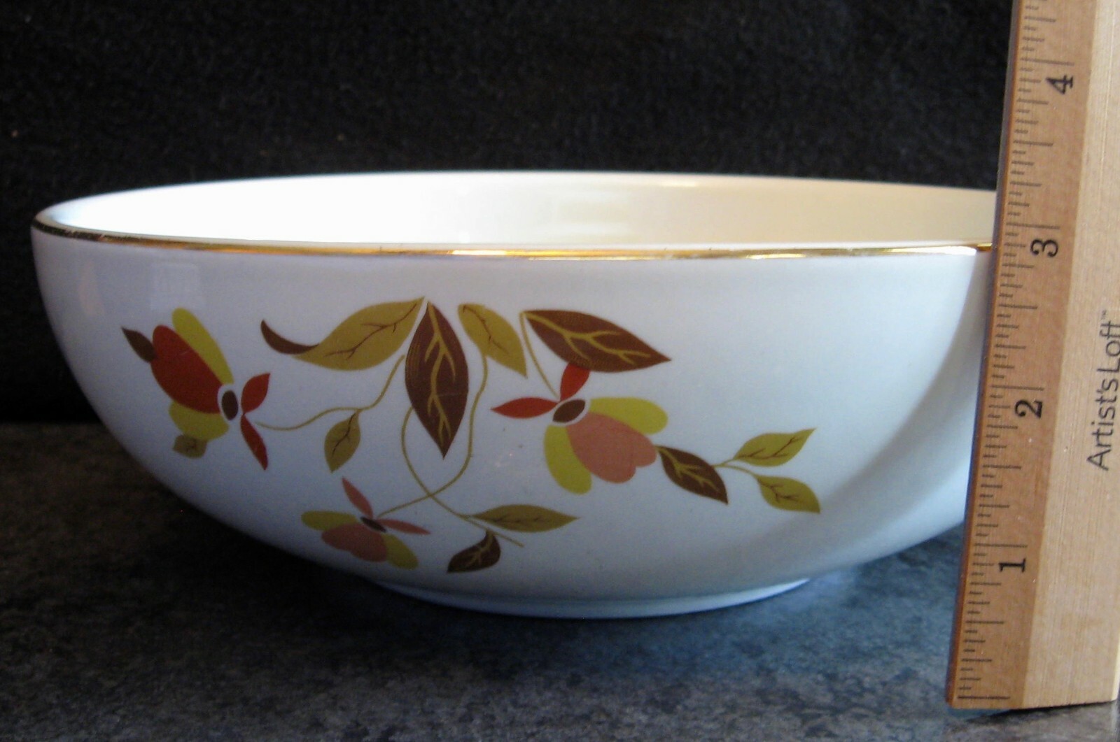 HALLS SUPERIOR KITCHENWARE 9" BOWL Autumn Leaf Pattern Jewel Homemakers