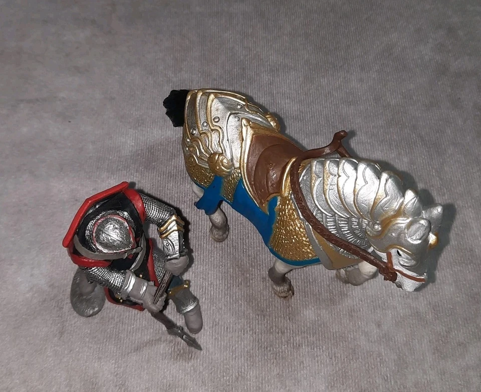 Schleich Dragon Knight Action Figure & Horse - Image 2 of 4