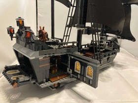 USED LEGO 4184 Pirates of the Caribbean Black Pearl 2011 Japan