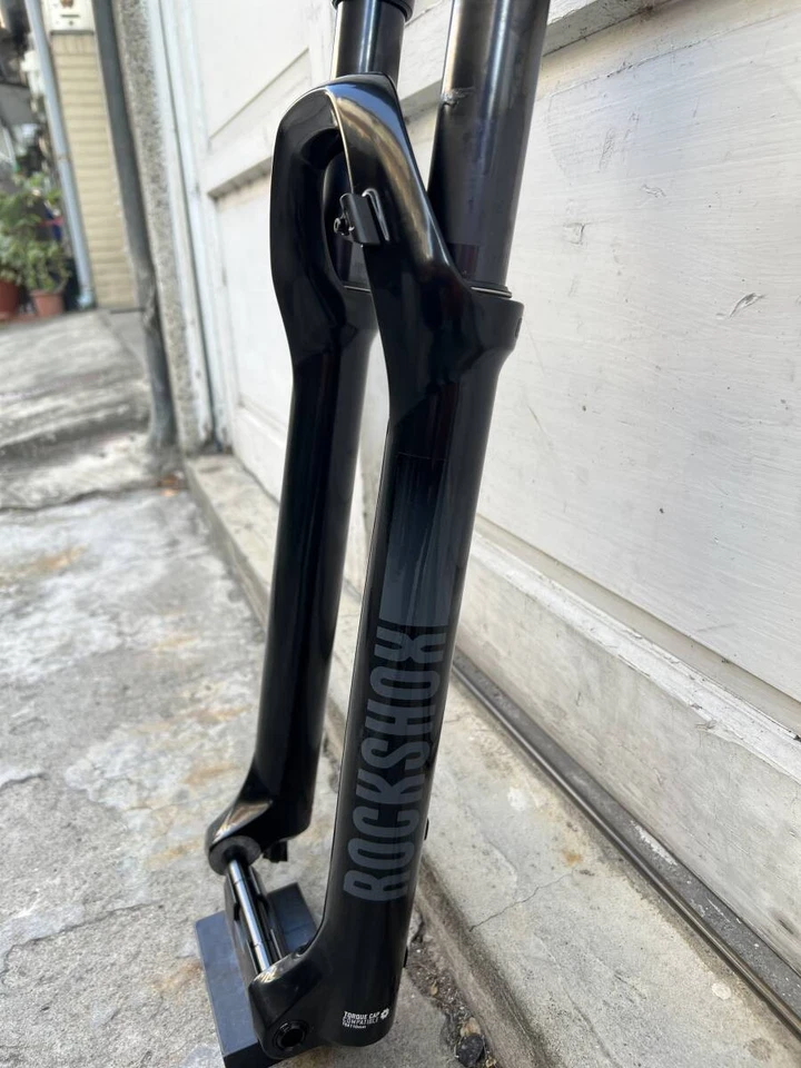 ROCKSHOX 35 Silver R 130mm 29er Sospensione Forcella Boost 15x110 Conica Non ... - Immagine 2 di 4