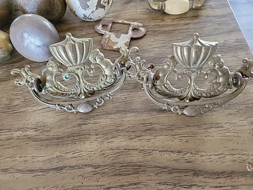 Lot Of Old Door Hardware Knobs Backplates Locks Hinges Draw Pulls! Vintage!L@@K! - Image 2 of 4